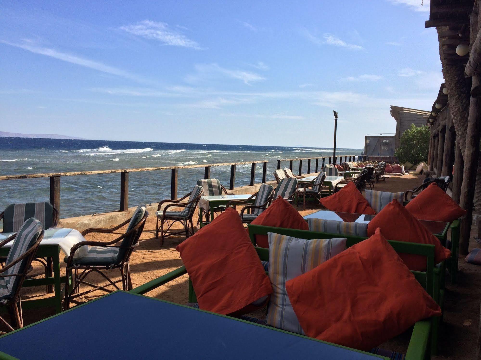 Hotel Penguin Village 3*